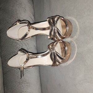 Women's Charlotte Russe rose gold pumps